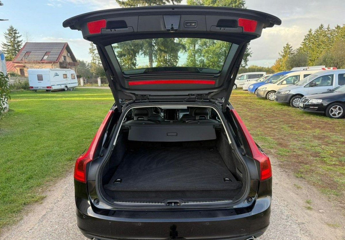 Volvo V90
