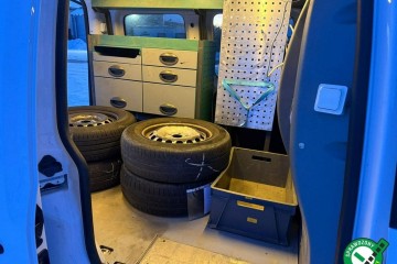 Volkswagen Caddy/2.0 MPi 109KM MPI/ Koguty/Przetwornica Cena Export