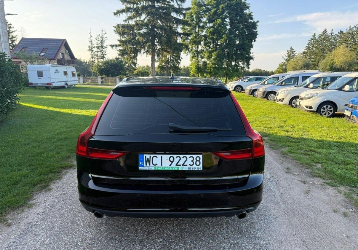 Volvo V90